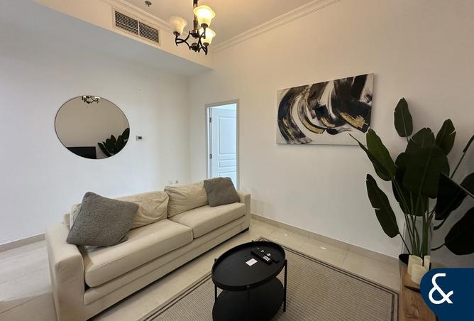 82820073 - Property Image 3