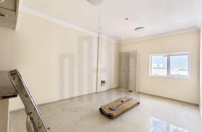Apartment - Studio - 1 Bathroom for rent in Muwailih Building - Muwaileh - Sharjah Apartment - Studio - 1 Bathroom for rent in Muwailih Building - Muwaileh - Sharjah