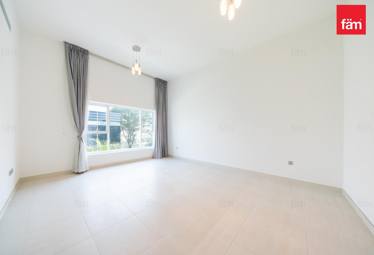 Suburban villa for family, easy access to the city photo 22