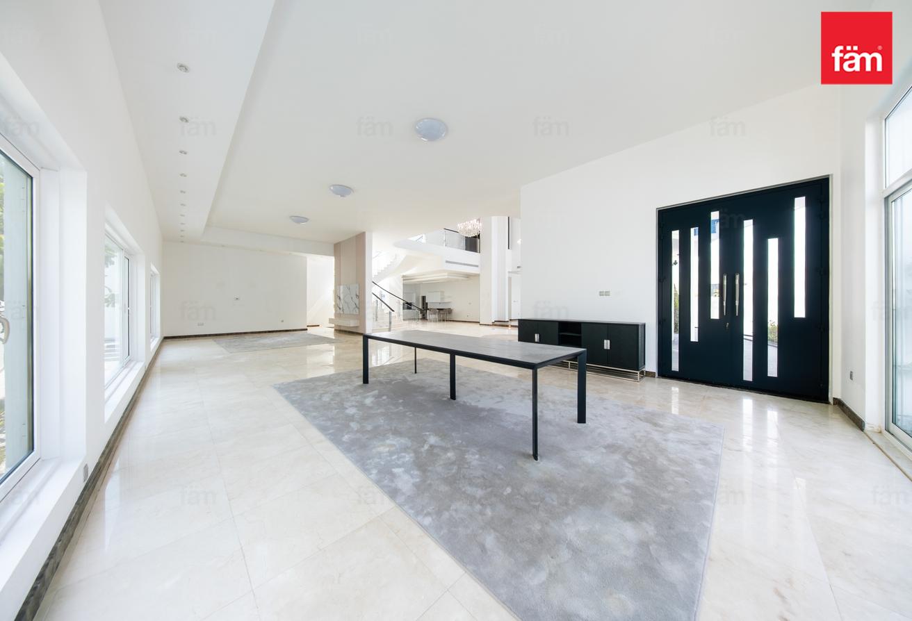 Suburban villa for family, easy access to the city photo 15