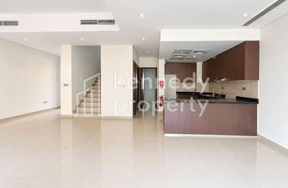 Villa - 3 - 4 for rent in Cordoba - Bloom Living - Zayed City (Khalifa City C) - Khalifa City - Abu Dhabi