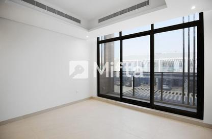 Villa - 4 - 5 for rent in Jumeirah Park - Dubai
