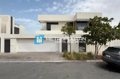 Villa - 4 Bedrooms - 7 Bathrooms for rent in West Yas - Yas Island - Abu Dhabi