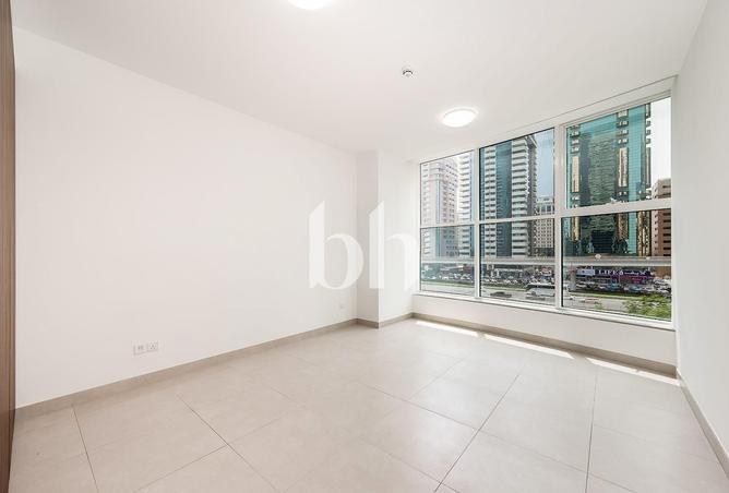 Near Metro | Flexible Payments | Unfurnished photo 3