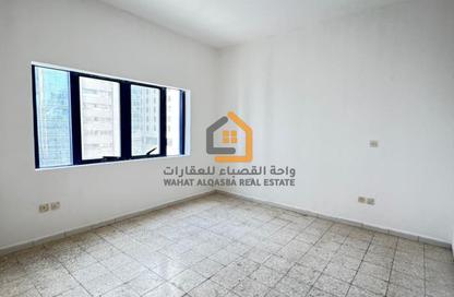 Apartment - 2 - 1 for rent in Al Majaz 1 - Al Majaz - Sharjah Apartment - 2 - 1 for rent in Al Majaz 1 - Al Majaz - Sharjah