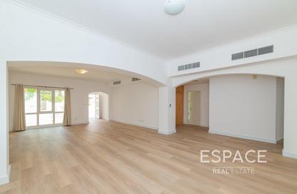 Villa - 4 Bedrooms - 4 Bathrooms for rent in Meadows 1 - Meadows - Dubai