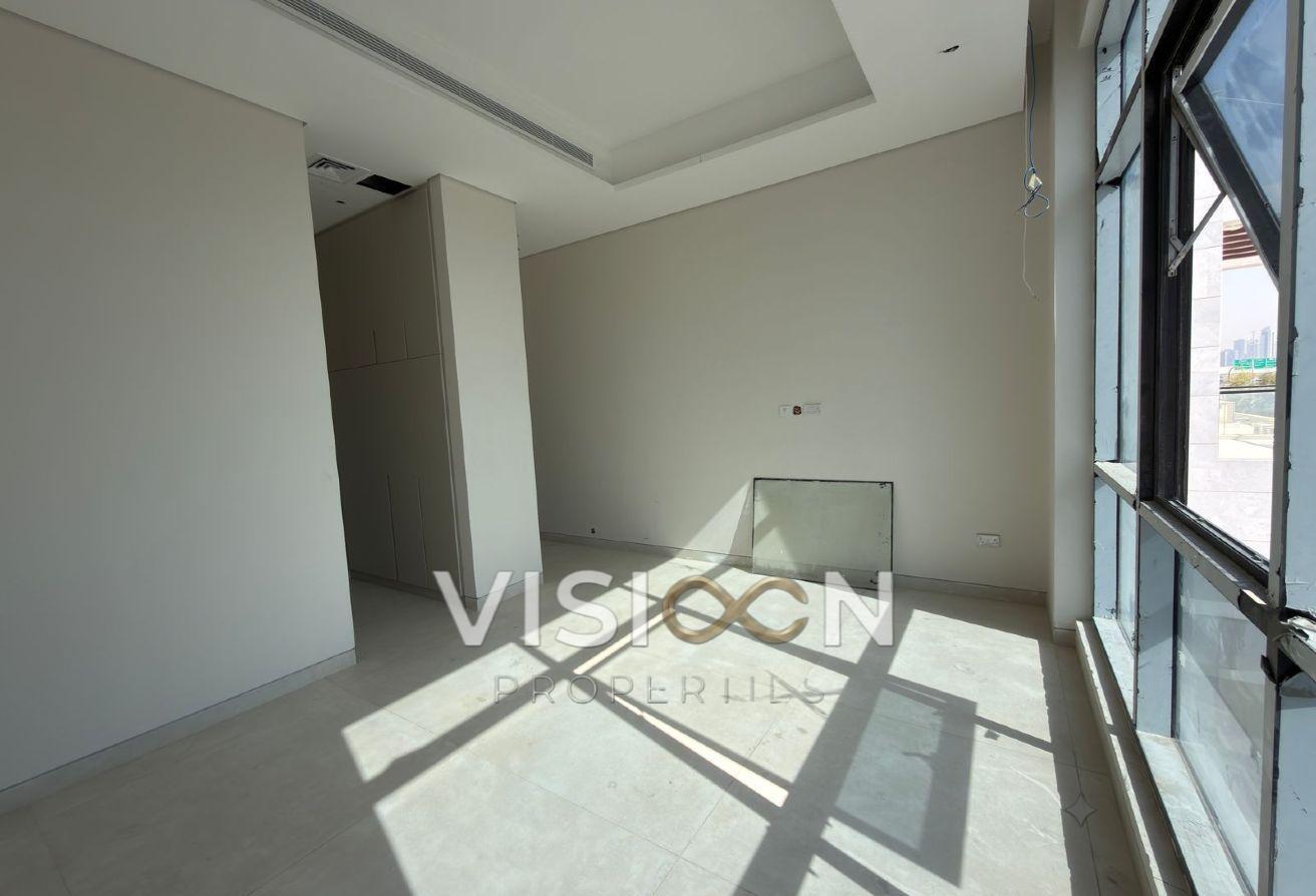 Brand New 5BR l Pool l Elevator l Maid l Modern photo 10