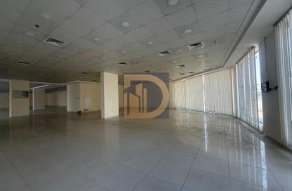 Shop - Studio - 3 for rent in Umm Al Quwain City - Umm Al Quwain