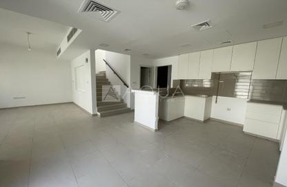 Townhouse - 3 Bedrooms - 4 Bathrooms for rent in Noor Townhouses - Town Square - Dubai