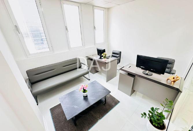 94019807 - Property Main Image