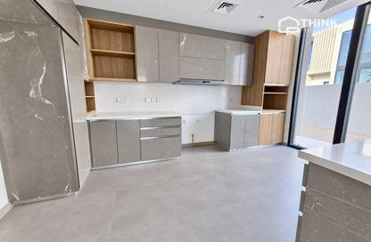 Villa - 4 - 5 for rent in Jebel Ali Village Villas - Jebel Ali Village - Jebel Ali - Dubai