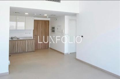 Apartment - 1 - 1 for sale in UNA Apartments - Town Square - Dubai