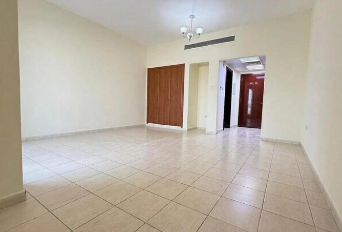 70701168 - Property Main Image