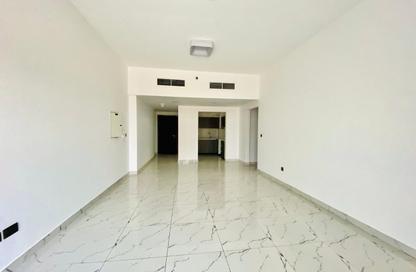 Apartment - 3 - 4 for rent in Time 1 - Dubai Land Residence Complex - Dubai Apartment - 3 - 4 for rent in Time 1 - Dubai Land Residence Complex - Dubai