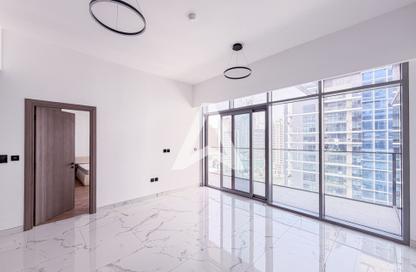 Apartment - 1 Bedroom - 2 Bathrooms for rent in Royal Regency - Business Bay - Dubai