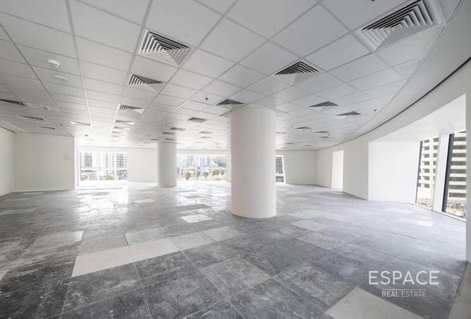 74628015 - Property Image 2