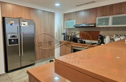 Apartment - 2 Bedrooms - 3 Bathrooms for rent in Marina Residences 4 - Marina Residences - Palm Jumeirah - Dubai