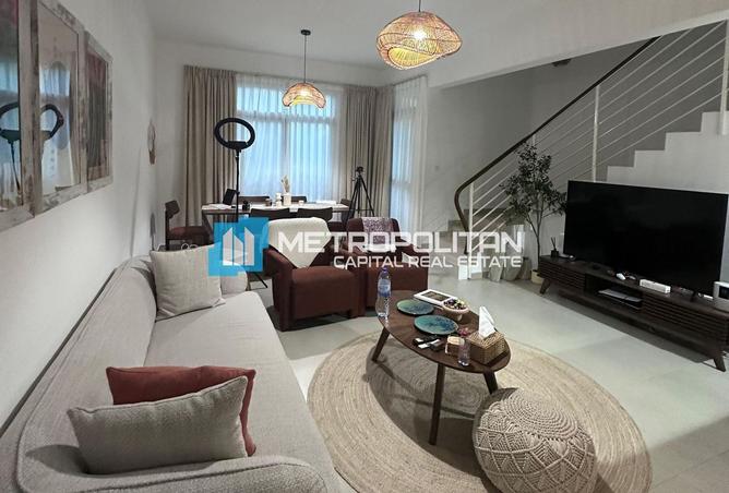 130201728 - Property Image 2