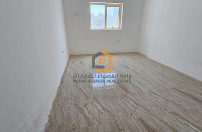 Apartment - 3 Bedrooms - 3 Bathrooms for rent in Al Khan Lagoon Tower - Al Khan Lagoon - Al Khan - Sharjah Apartment - 3 Bedrooms - 3 Bathrooms for rent in Al Khan Lagoon Tower - Al Khan Lagoon - Al Khan - Sharjah