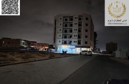 عمارة بالكامل - استوديو - 8 حمامات للبيع في العالية - عجمان