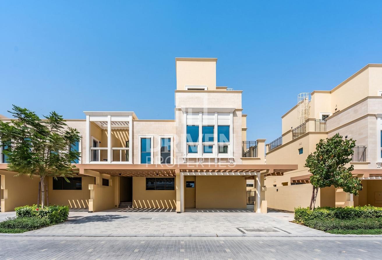 Vacant | Branded New | Close to Lagoon Entrance photo 24