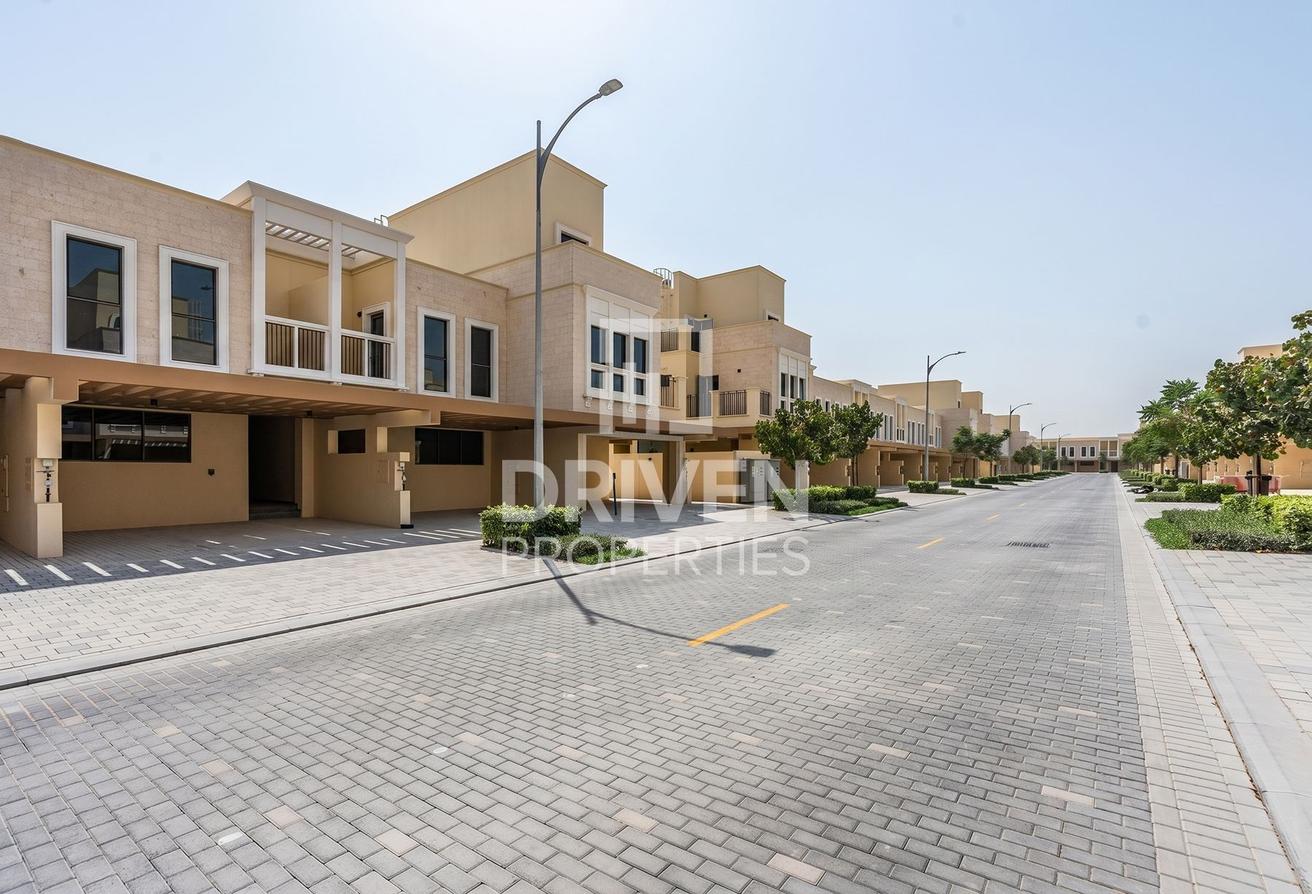 Vacant | Branded New | Close to Lagoon Entrance photo 25