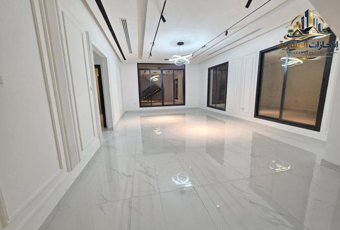 111427923 - Property Image 3