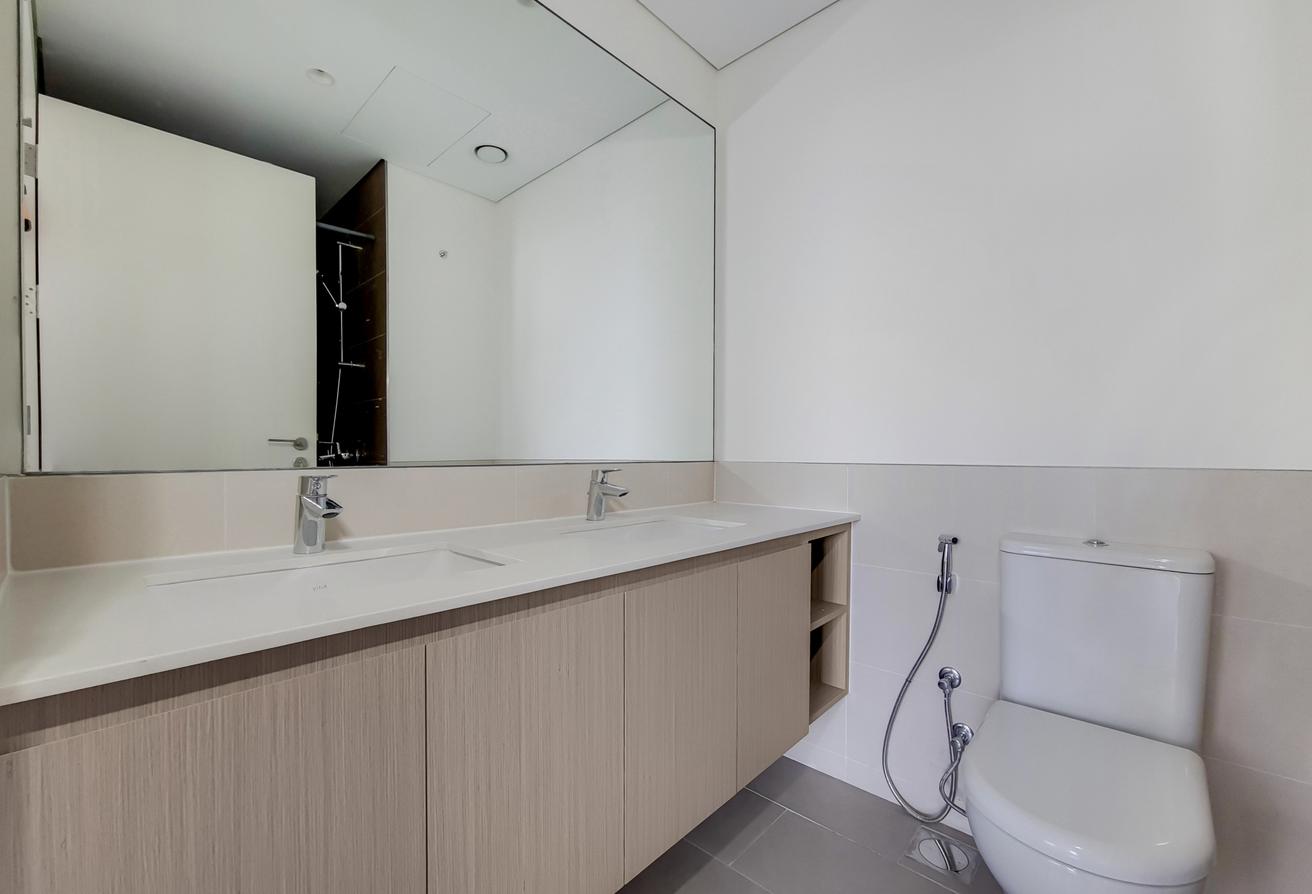 1st October | Best Price | Great Location photo 5