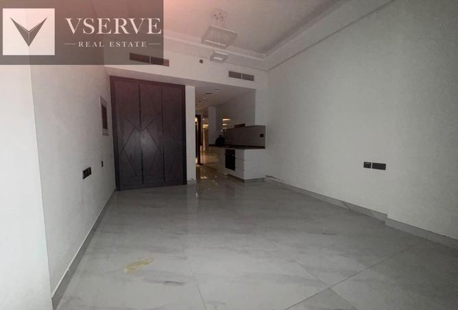 117713601 - Property Image 2