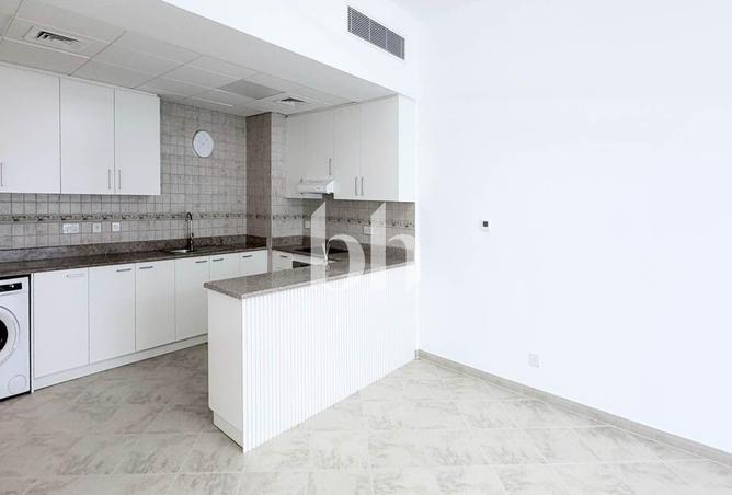 74235729 - Property Image 3