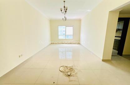 Apartment - 3 Bedrooms - 3 Bathrooms for rent in New Al Taawun Road - Al Taawun - Sharjah