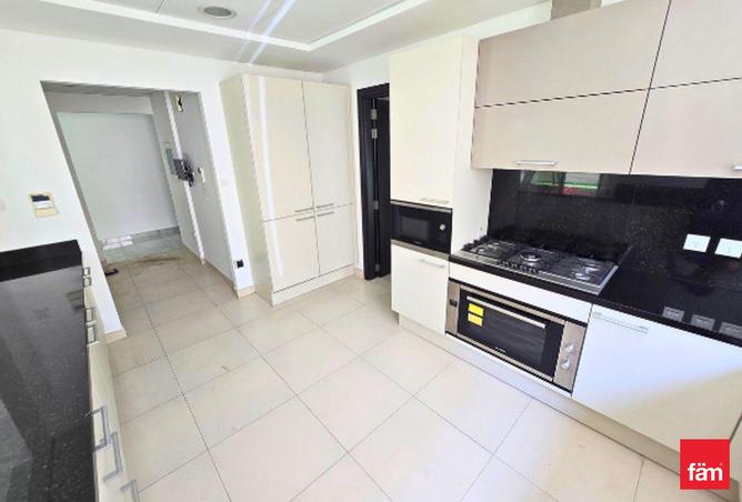 70273753 - صورة العقار 3