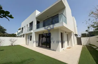 فيلا - 4 غرف نوم - 5 حمامات للايجار في ريدوودز - فدان ياس - جزيرة ياس - أبوظبي