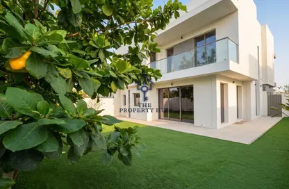 Villa - 4 Bedrooms - 5 Bathrooms for rent in Redwoods - Yas Acres - Yas Island - Abu Dhabi