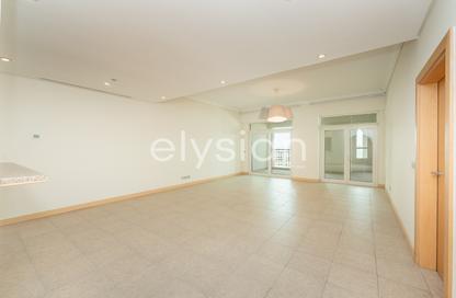 Apartment - 2 - 3 for rent in Al Haseer - Shoreline Apartments - Palm Jumeirah - Dubai