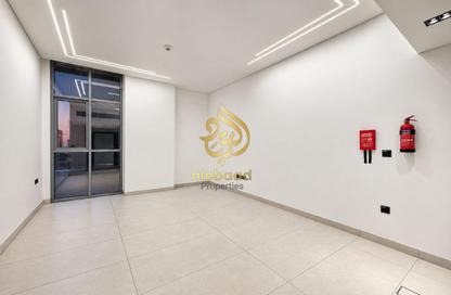 Apartment - Studio - 1 for rent in Ayhaco 7 - Jumeirah Garden City - Al Satwa - Dubai Apartment - Studio - 1 for rent in Ayhaco 7 - Jumeirah Garden City - Al Satwa - Dubai