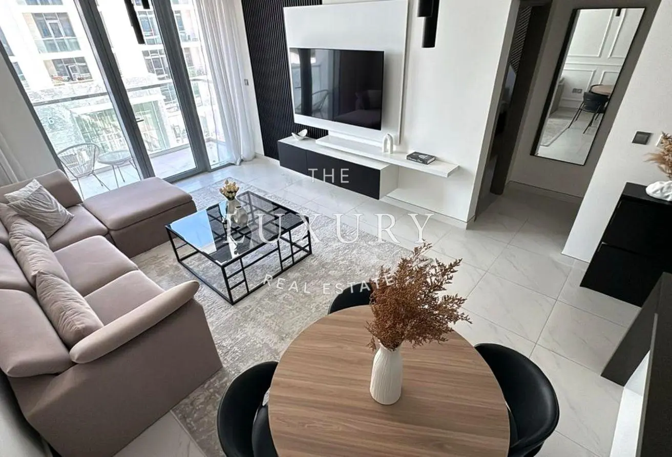 166559250 - Property Main Image