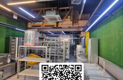 Shop - Studio - 1 Bathroom for rent in Jamal Abdul Nasser Street - Al Majaz - Sharjah