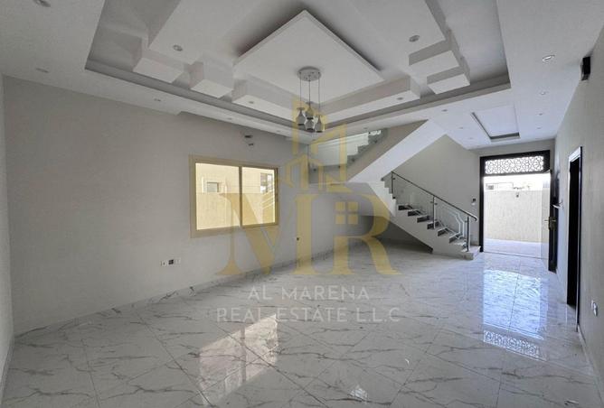 103719597 - Property Image 3
