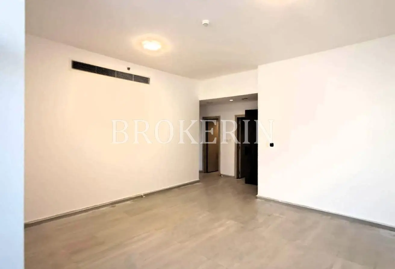 163244559 - Property Main Image