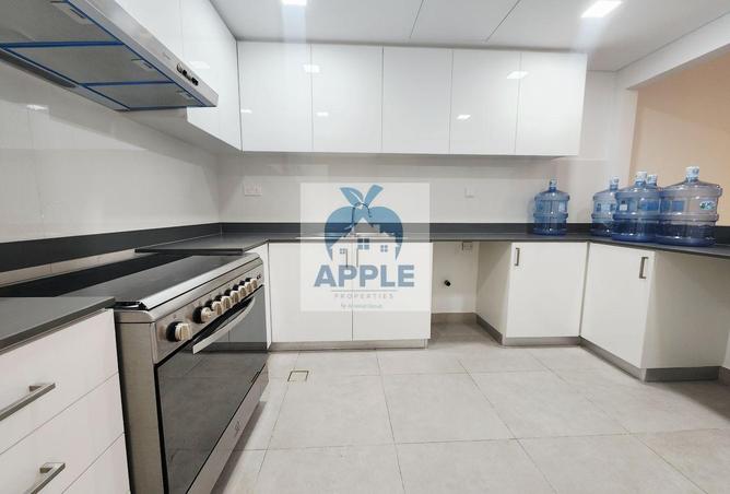 87454353 - Property Image 3