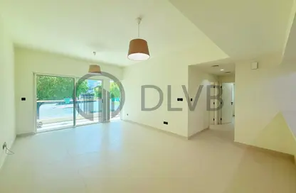 شقة - 2 غرف نوم - 2 حمامات للايجار في الأرتا 1 - الأرتا - جرينز - دبي