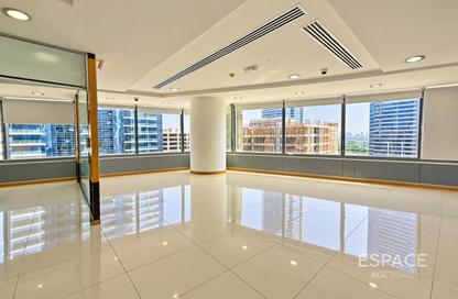 Office Space - Studio - 1 for rent in Gold Tower (Au Tower) - JLT Cluster I - Jumeirah Lake Towers - Dubai