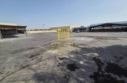 Warehouse - Studio - 2 Bathrooms for rent in RAS - Umm Ramool - Dubai Warehouse - Studio - 2 Bathrooms for rent in RAS - Umm Ramool - Dubai