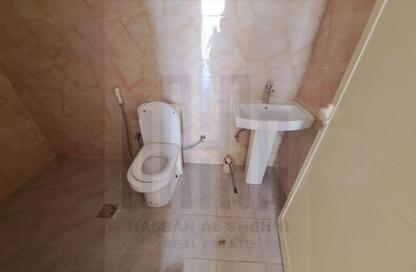 Villa - 4 Bedrooms - 6 Bathrooms for rent in Al Hooshi Villas - Hoshi - Al Badie - Sharjah Villa - 4 Bedrooms - 6 Bathrooms for rent in Al Hooshi Villas - Hoshi - Al Badie - Sharjah