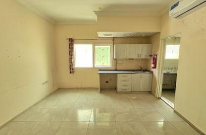 Apartment - Studio - 1 Bathroom for rent in Fire Station Road - Muwaileh - Sharjah