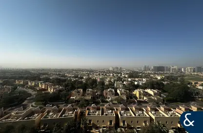 Apartment - 2 Bedrooms - 3 Bathrooms for sale in Golf Vista Heights - Dubai Sports City - Dubai