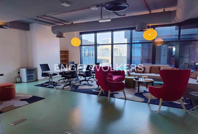 77389952 - Property Image 3