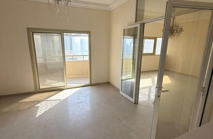 Apartment - 3 - 4 for sale in Al Majaz 3 - Al Majaz - Sharjah Apartment - 3 - 4 for sale in Al Majaz 3 - Al Majaz - Sharjah