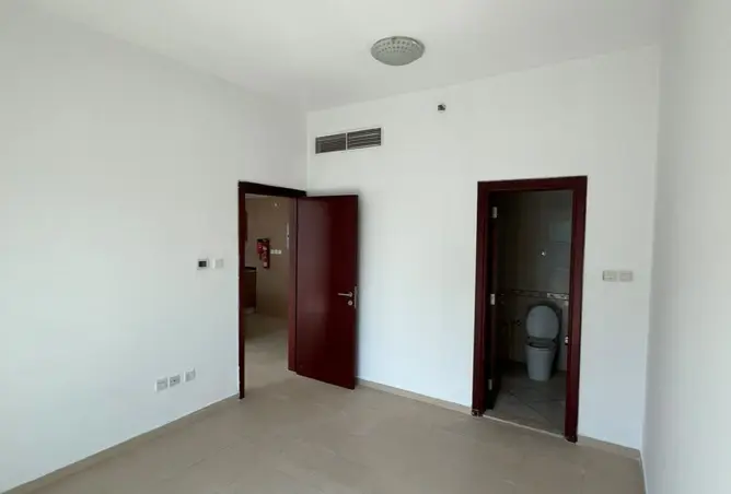 163231405 - Property Image 3